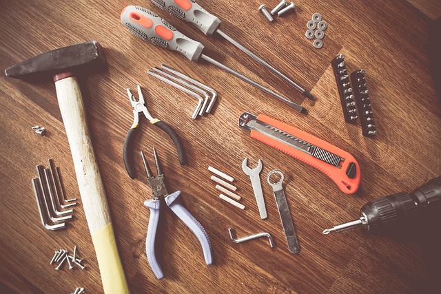 Quels outils de bricolage sont essentiels à avoir à la maison ?