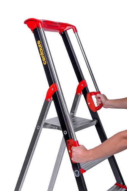 Bricolage écologique : comment recycler vos vieux meubles